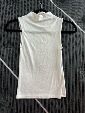 Zara White Mock Neck Sleeveless Tank Top